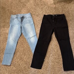 Old Navy Womens Light Blue High-Rise Wow Skinny & Black High-Rise Straight jeans